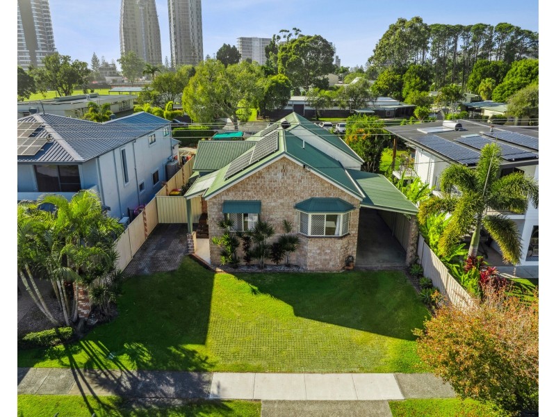 42 Acanthus Avenue, Burleigh Heads QLD 4220