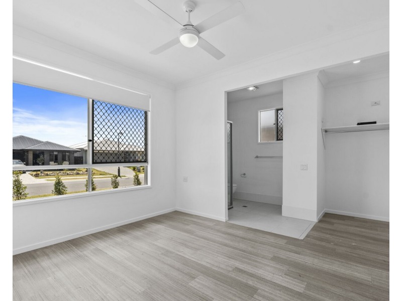 57 Dysart Drive, Holmview QLD 4207