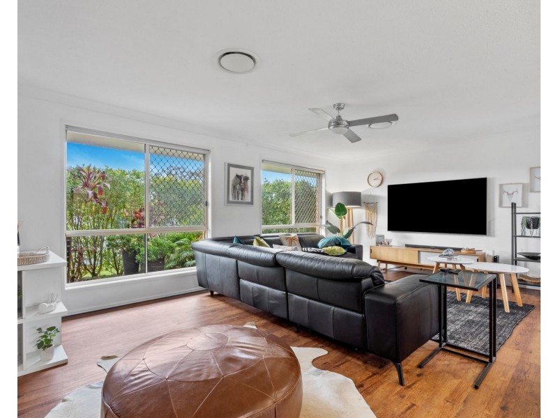 35 Saffron Street, Elanora QLD 4221