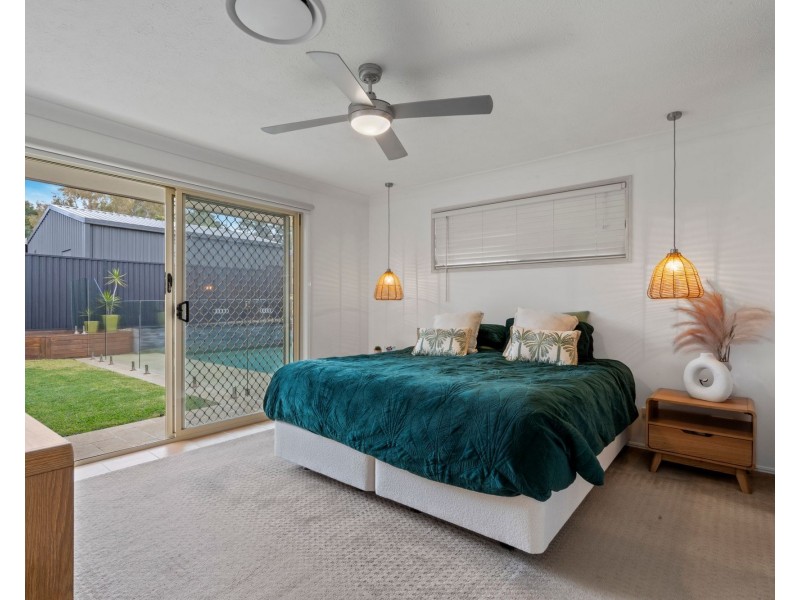 35 Saffron Street, Elanora QLD 4221