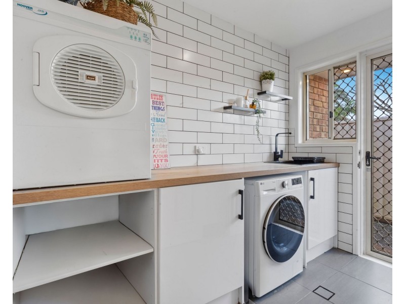 35 Saffron Street, Elanora QLD 4221