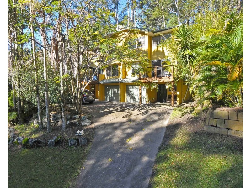 2/14 Fernleigh Court, Currumbin QLD 4223