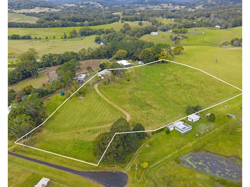 15 Alroy Lane, Dunbible NSW 2484