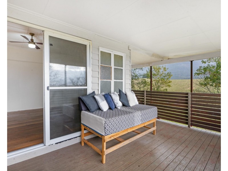 15 Alroy Lane, Dunbible NSW 2484