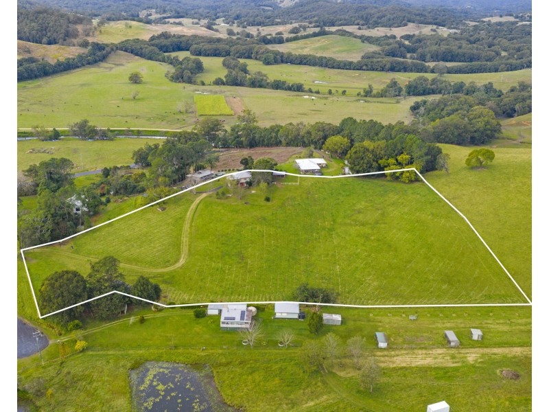 15 Alroy Lane, Dunbible NSW 2484