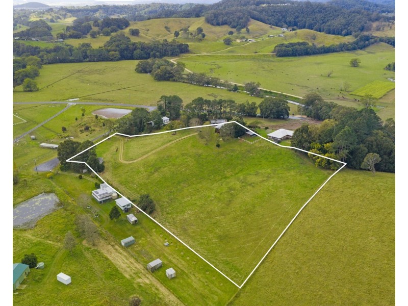 15 Alroy Lane, Dunbible NSW 2484