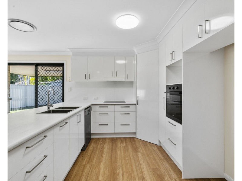 27 Gilchrist Drive, Currumbin Waters QLD 4223