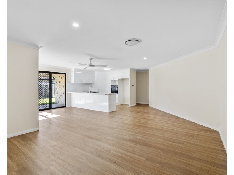 27 Gilchrist Drive, Currumbin Waters QLD 4223