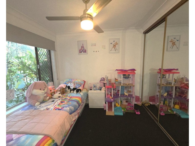 1/8 Nalla Court, Palm Beach QLD 4221