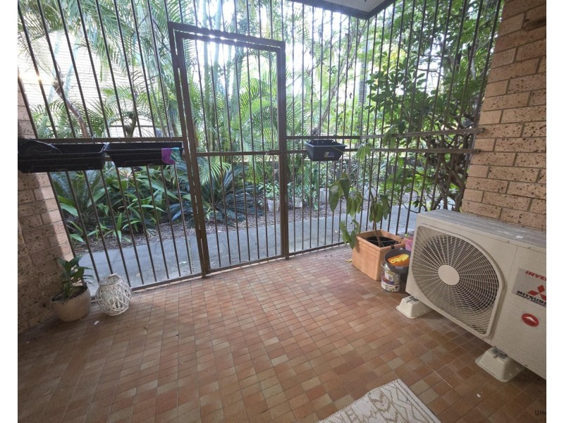 1/8 Nalla Court, Palm Beach QLD 4221