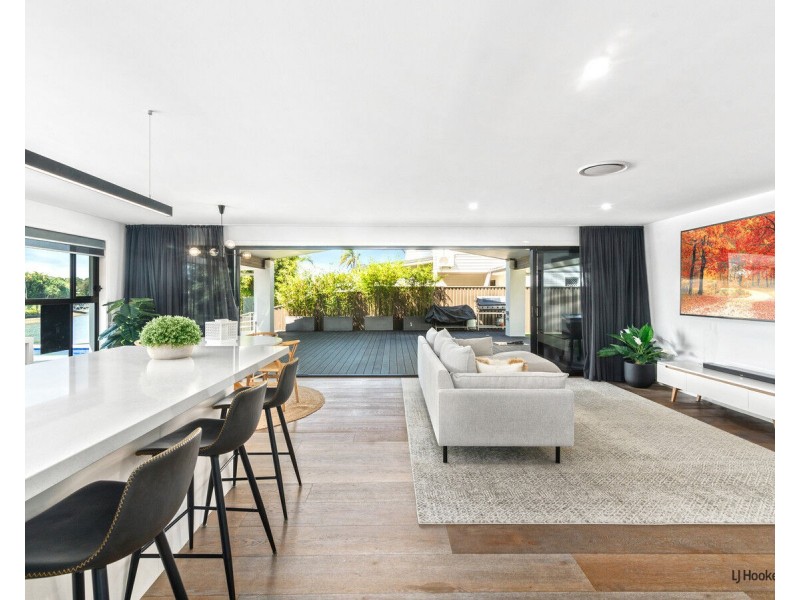 185 Currumbin Creek Road, Currumbin Waters QLD 4223