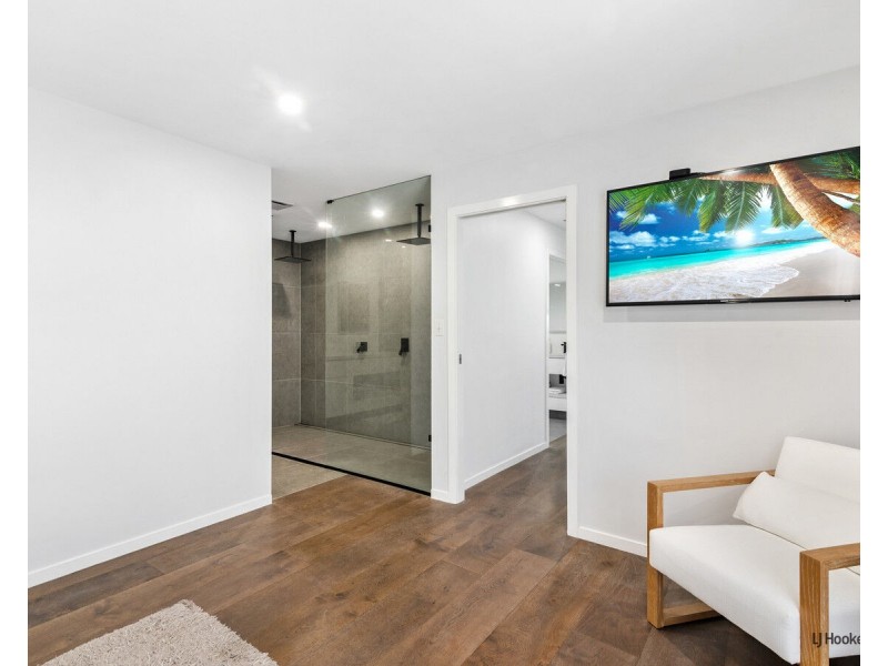 185 Currumbin Creek Road, Currumbin Waters QLD 4223