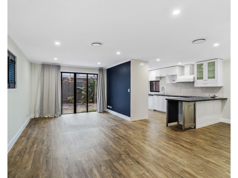 2/5 Wagawn Street, Tugun QLD 4224