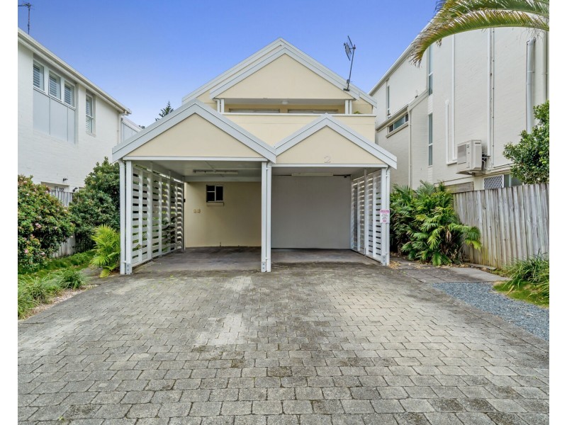 2/5 Wagawn Street, Tugun QLD 4224