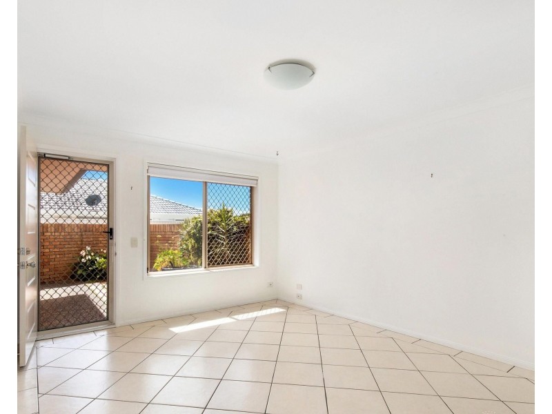2/17 Janal Place, Currumbin Waters QLD 4223