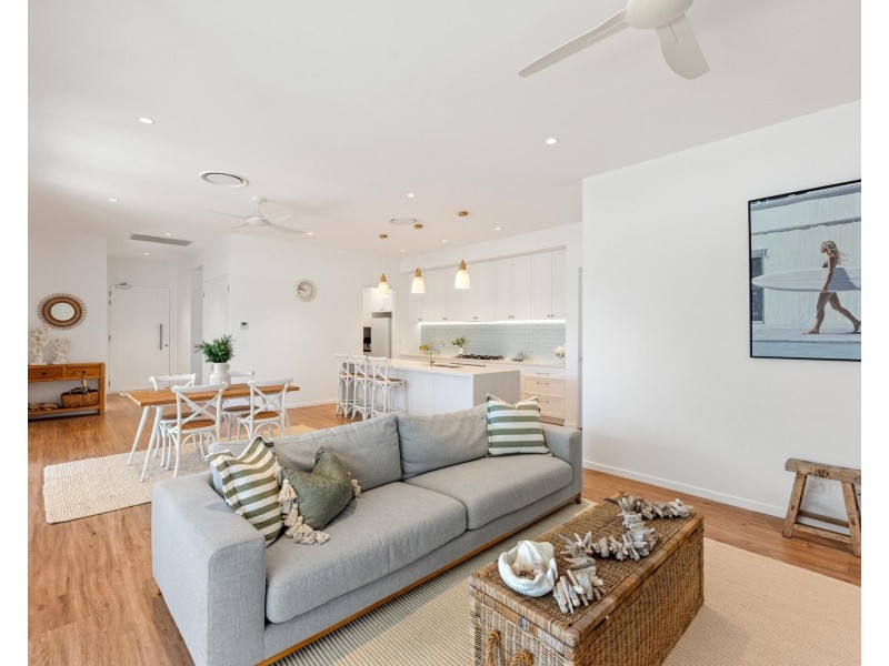 292 Coolangatta Road, Bilinga QLD 4225