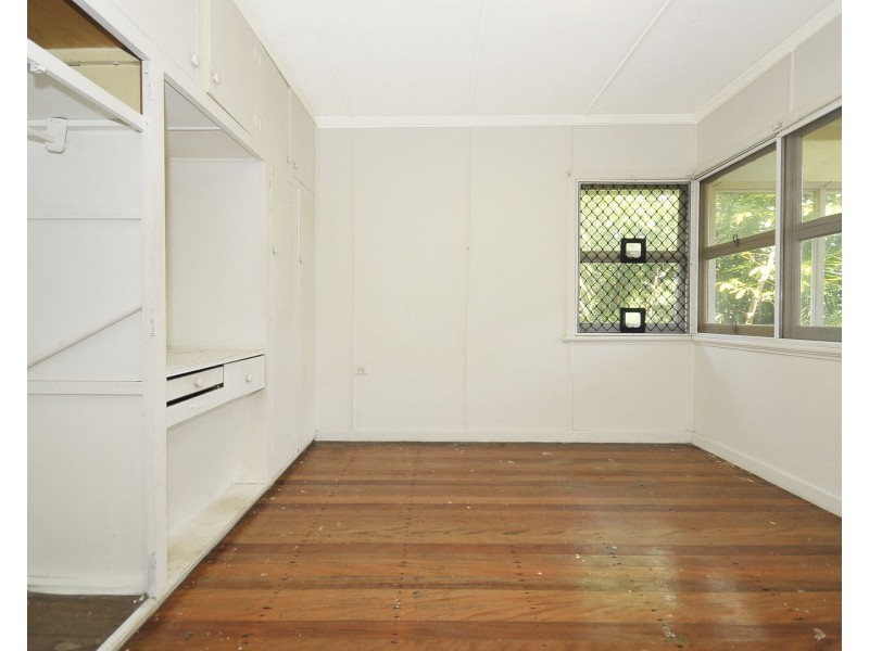 91 Leyte Avenue, Palm Beach QLD 4221