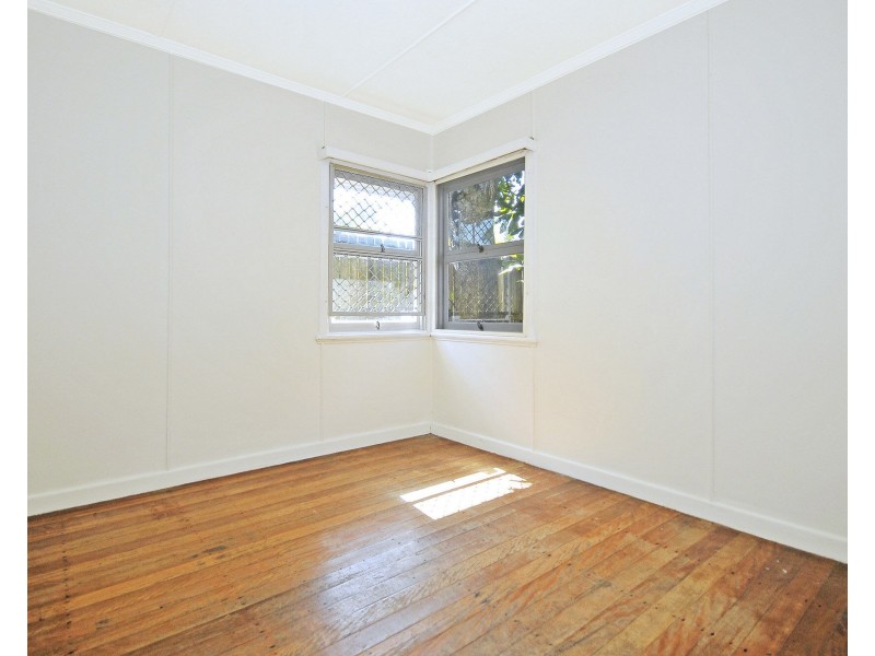 91 Leyte Avenue, Palm Beach QLD 4221