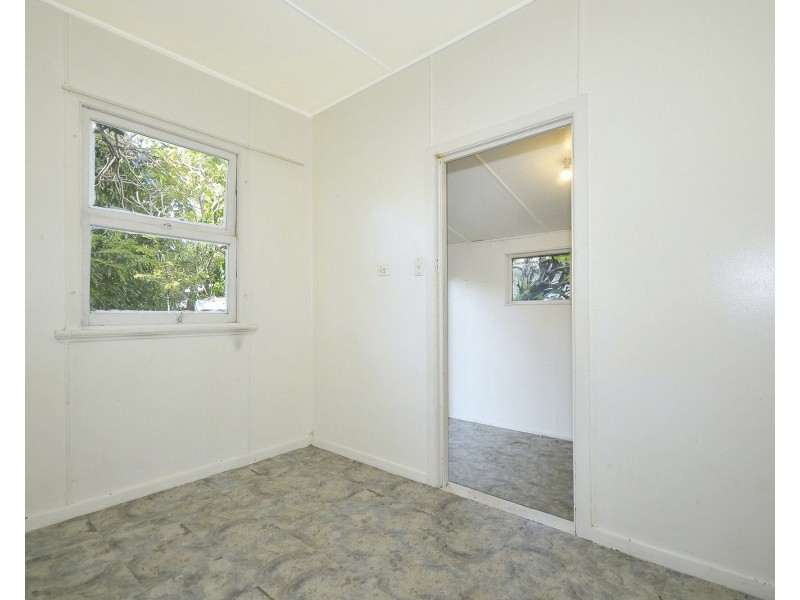 91 Leyte Avenue, Palm Beach QLD 4221