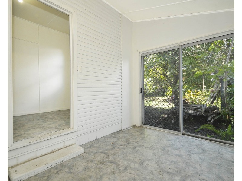 91 Leyte Avenue, Palm Beach QLD 4221