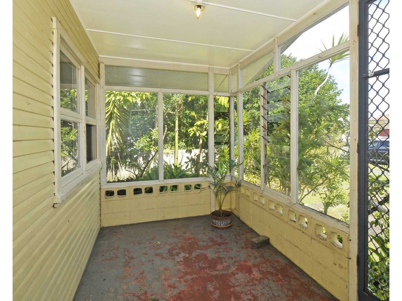 91 Leyte Avenue, Palm Beach QLD 4221