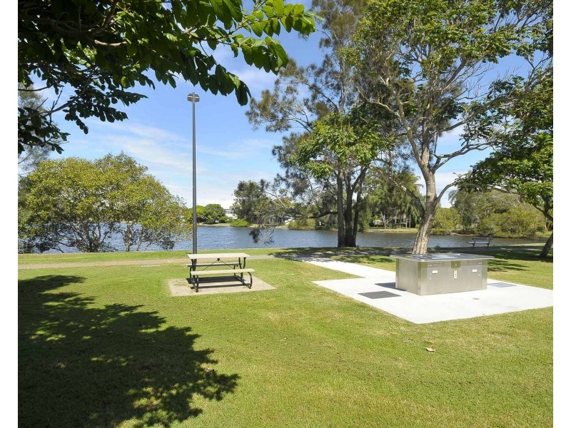 91 Leyte Avenue, Palm Beach QLD 4221