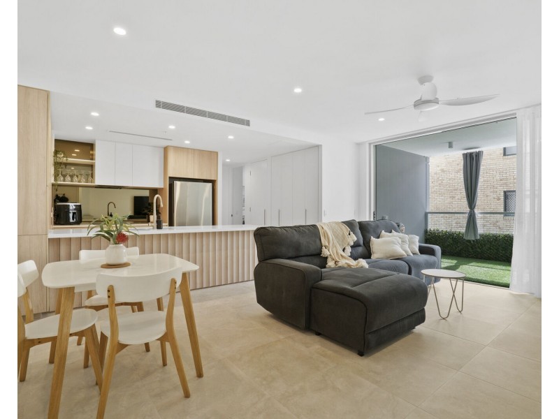 108/1 Tenth Avenue, Palm Beach QLD 4221