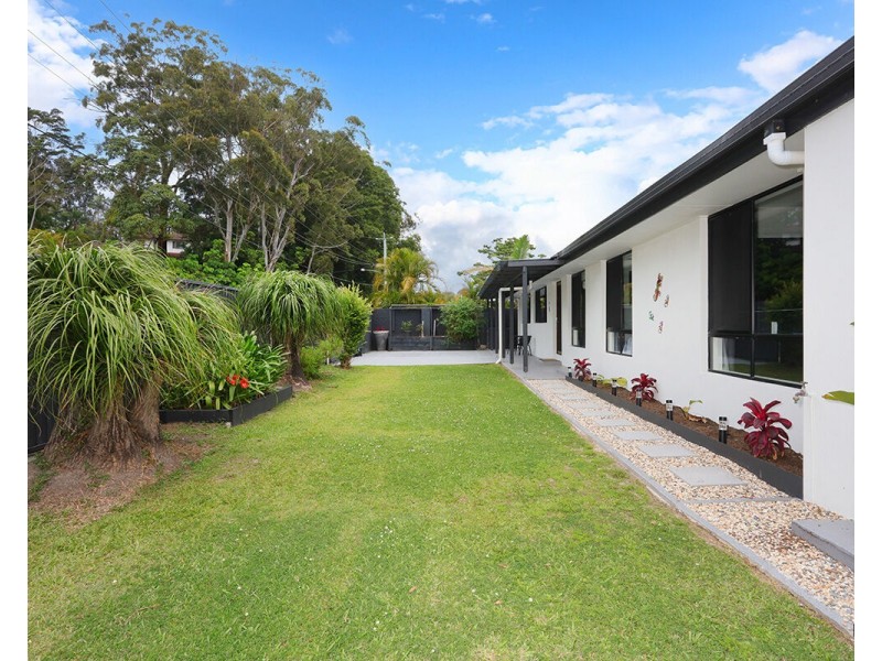 187 Currumbin Creek Road, Currumbin Waters QLD 4223