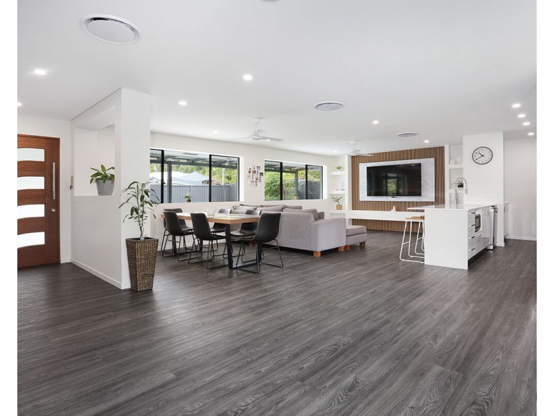 187 Currumbin Creek Road, Currumbin Waters QLD 4223
