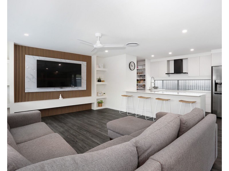 187 Currumbin Creek Road, Currumbin Waters QLD 4223