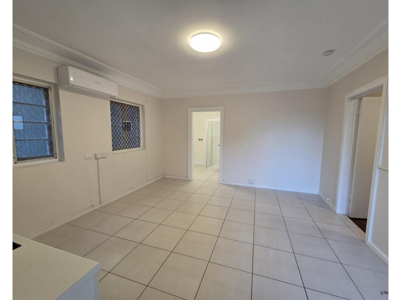 1/1055 Gold Coast Highway, Palm Beach QLD 4221