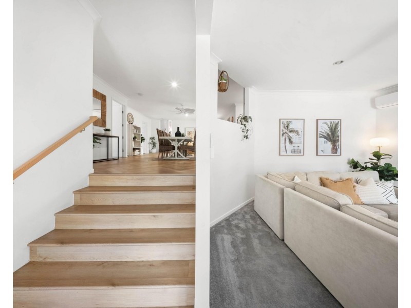 24 Glauca Street, Burleigh Heads QLD 4220