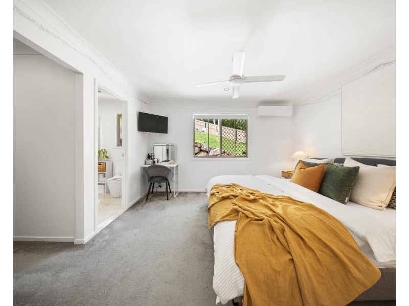 24 Glauca Street, Burleigh Heads QLD 4220