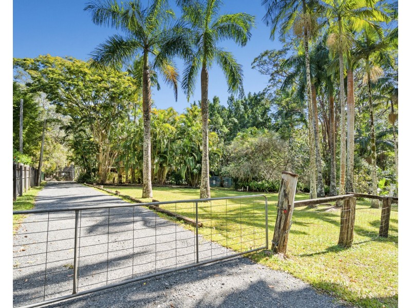89 Bonogin Road, Bonogin QLD 4213