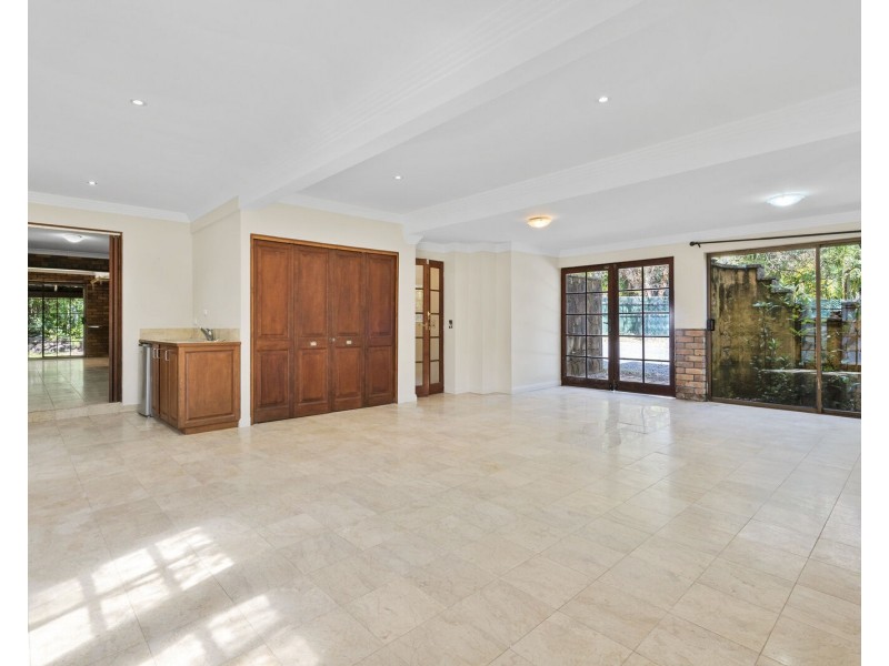 89 Bonogin Road, Bonogin QLD 4213