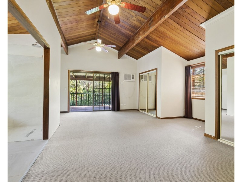 89 Bonogin Road, Bonogin QLD 4213