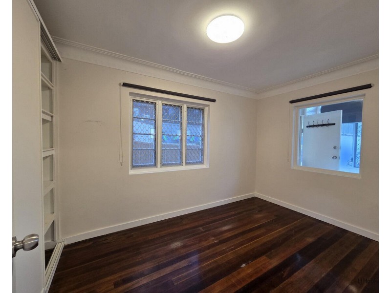 1/1055 Gold Coast Highway, Palm Beach QLD 4221