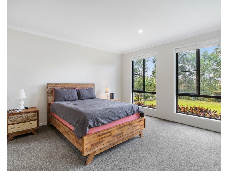 77 Whiptail Place, Advancetown QLD 4211