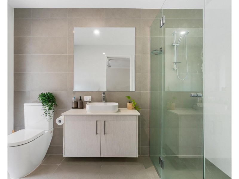 77 Whiptail Place, Advancetown QLD 4211