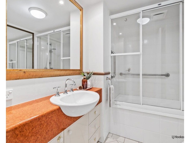 2604/220 The Esplanade, Burleigh Heads QLD 4220