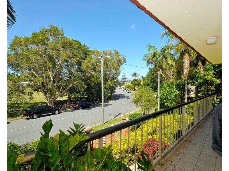 6/2 Brooke Avenue, Palm Beach QLD 4221