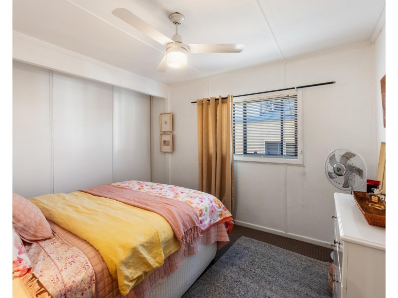33 Binya Avenue, Coolangatta QLD 4225