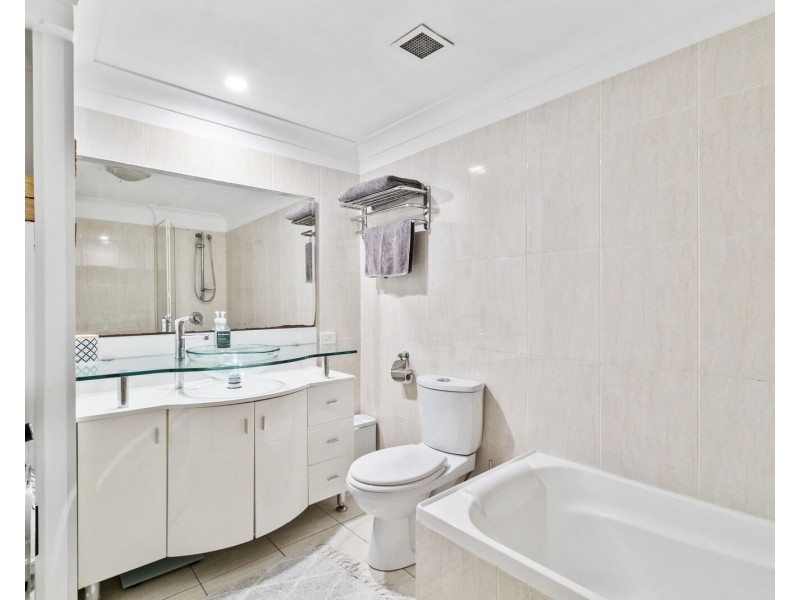 1/62 Garrick Street, Coolangatta QLD 4225