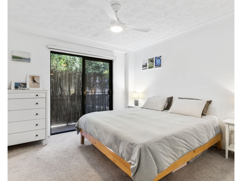 1/62 Garrick Street, Coolangatta QLD 4225