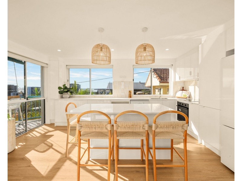 5/40-42 Rutledge Street, Coolangatta QLD 4225