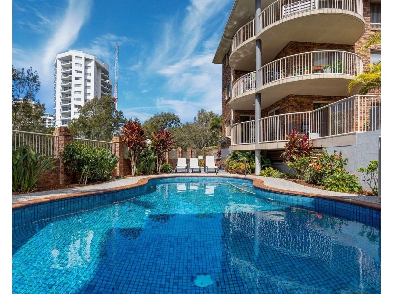 3/15-17 South Street, Coolangatta QLD 4225
