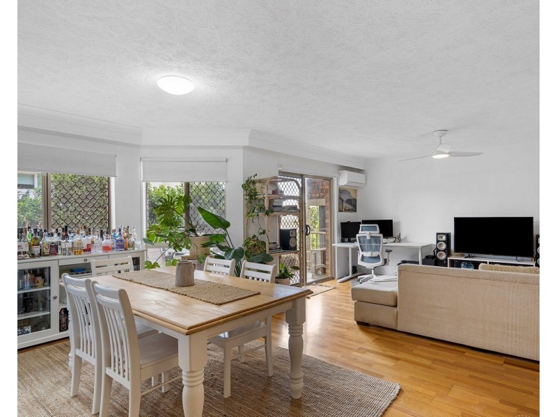 3/15-17 South Street, Coolangatta QLD 4225