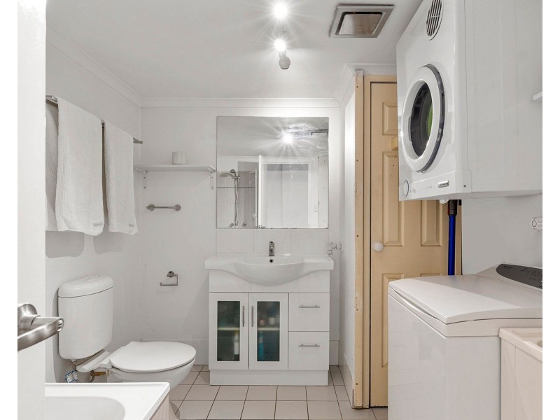 3/15-17 South Street, Coolangatta QLD 4225