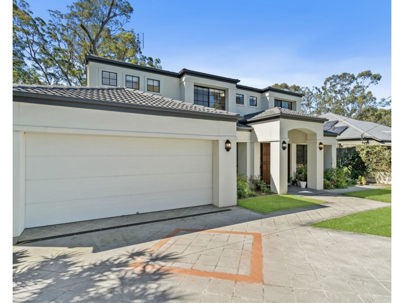15 Skyline Terrace, Burleigh Heads QLD 4220