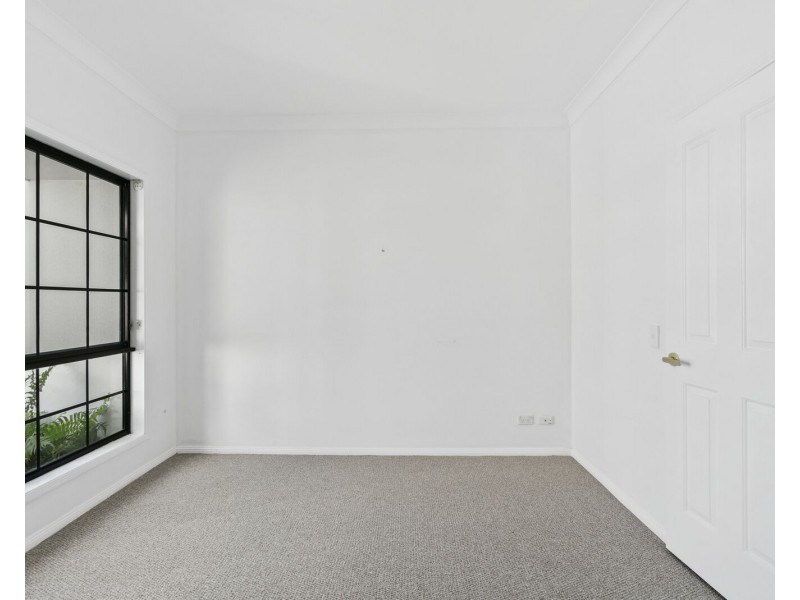 15 Skyline Terrace, Burleigh Heads QLD 4220